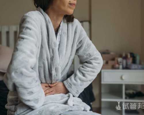 会议期间，一位即将获得双胎大儿子的宝妈得知梦美HRC此次南京公益之行，特意
